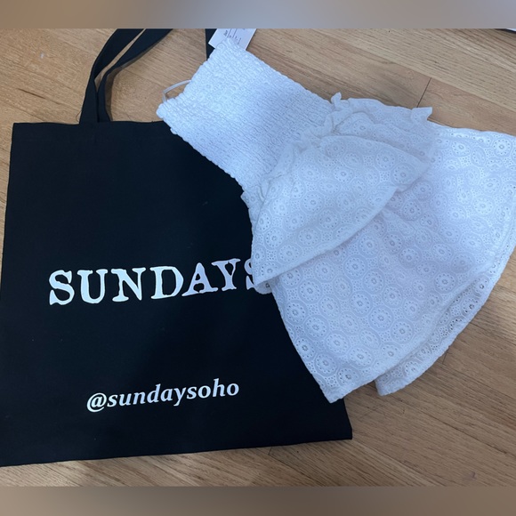 White Sunday’s soho everleigh skirt size Small - Picture 1 of 6